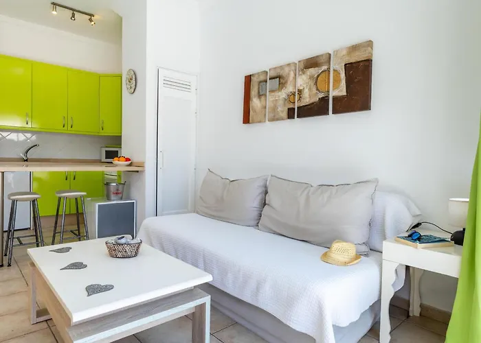 501 Yucca Park Second Line To Costa Adeje (Tenerife)