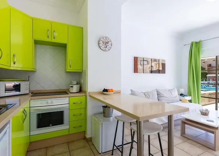 501 Yucca Park Second Line To * Costa Adeje (Tenerife)